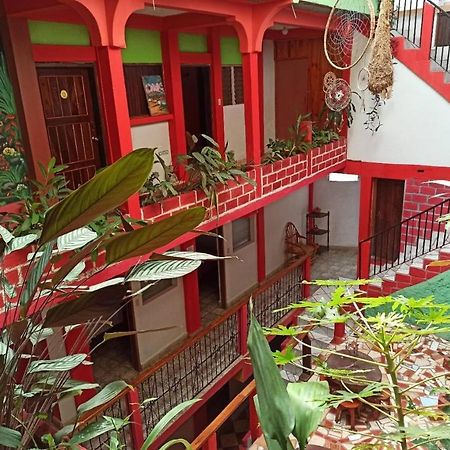 Hotel & Hostal Yaxkin Copán Esterno foto