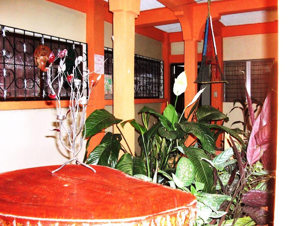 Hotel & Hostal Yaxkin Copán Esterno foto