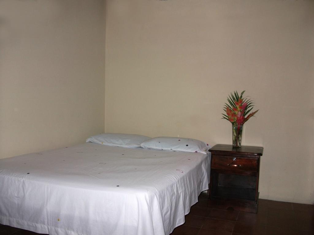 Hotel & Hostal Yaxkin Copán Esterno foto