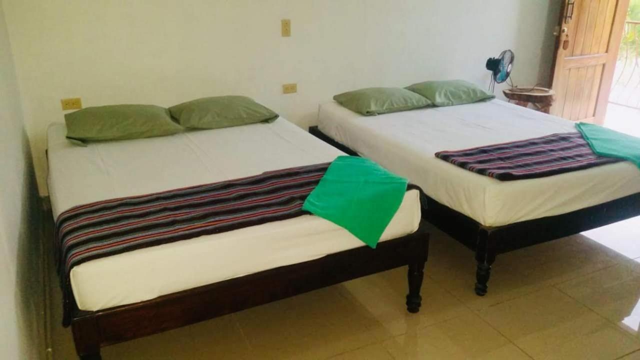 Hotel & Hostal Yaxkin Copán Esterno foto